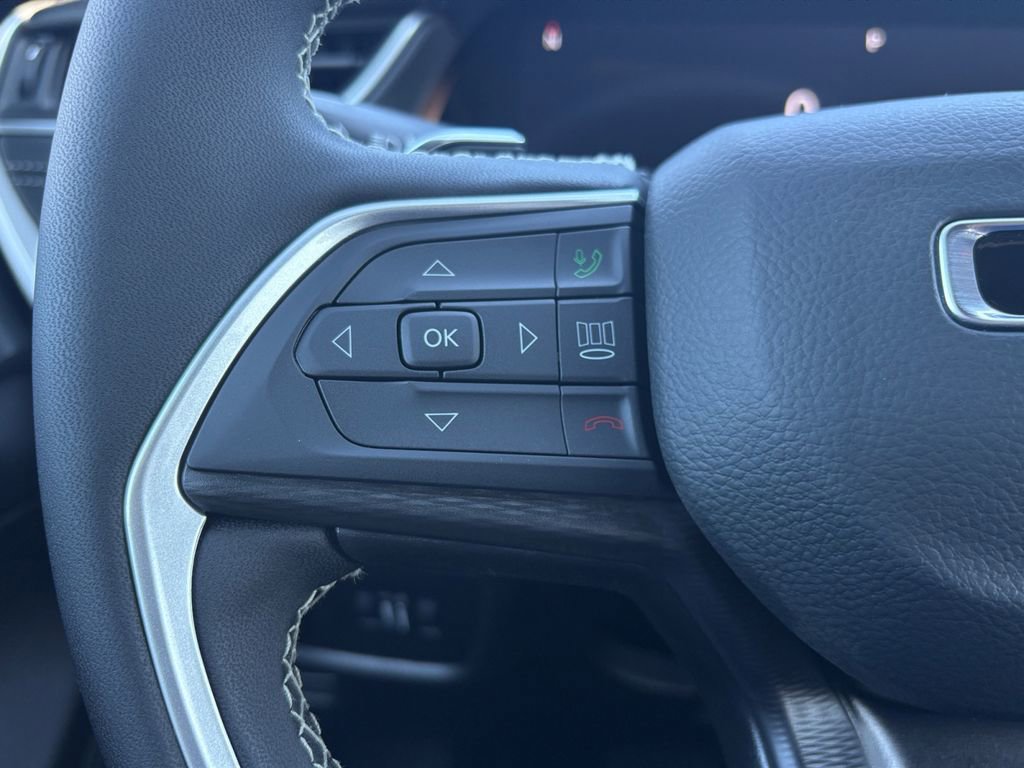 New 2026 Jeep Grand Cherokee Laredo AWD/4WD image 15