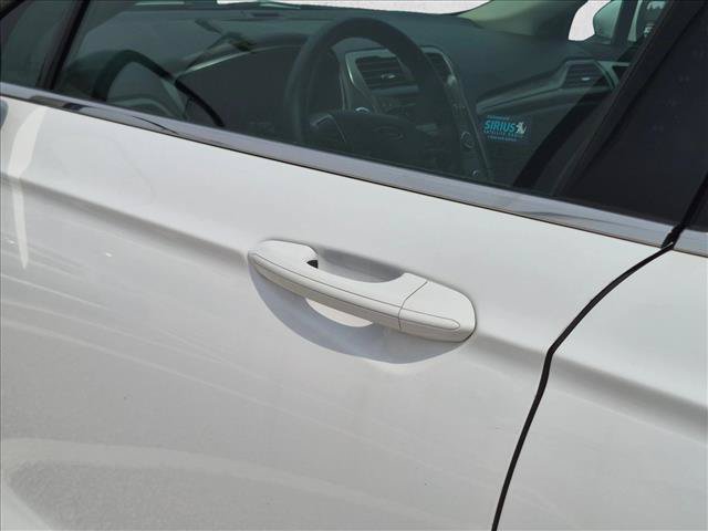 Used 2017 Ford Fusion SE FWD image 17