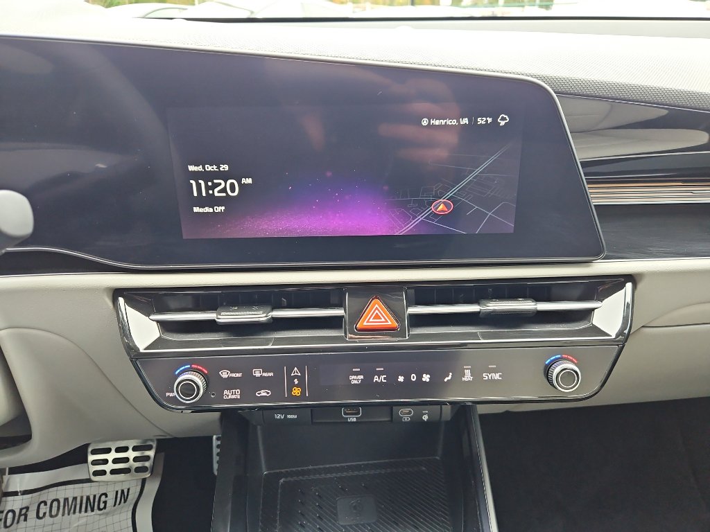 Used 2024 Kia Niro Wave image 11