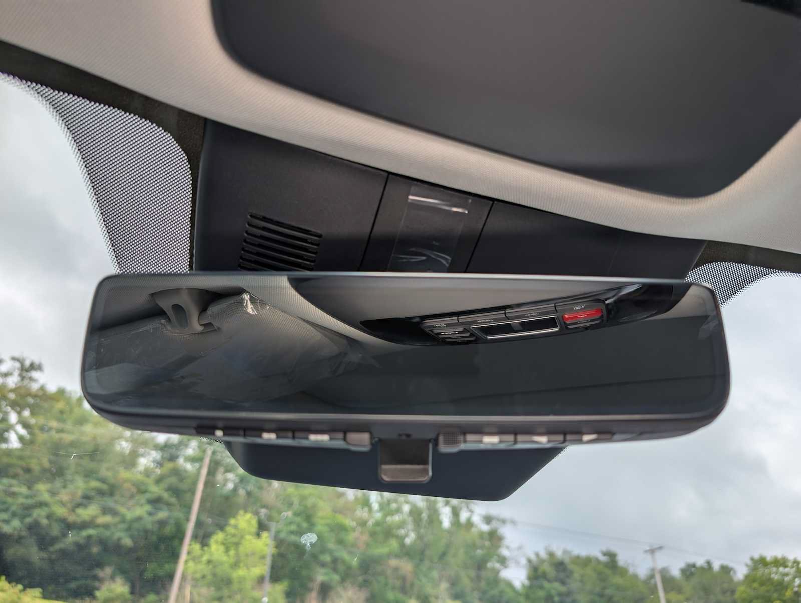 New 2027 Kia Carnival SX Prestige FWD image 30