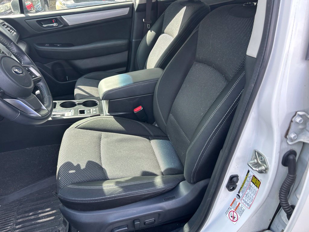 Used 2019 Subaru Outback 2.5i Premium AWD/4WD image 14