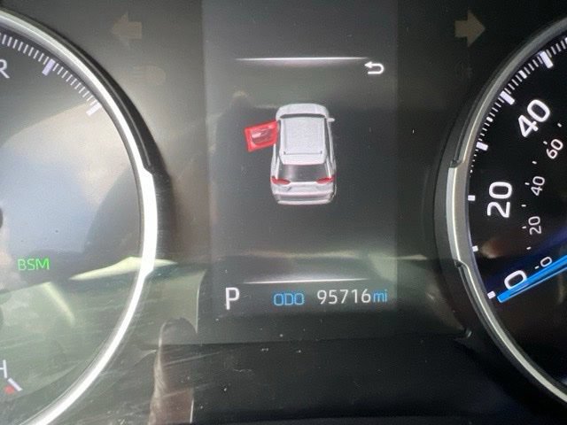 Used 2019 Toyota RAV4 XLE w/ Convenience Package AWD/4WD image 12