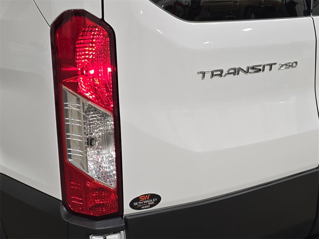 Used 2024 Ford Transit 250 Low Roof w/ Exterior Upgrade Package image 32