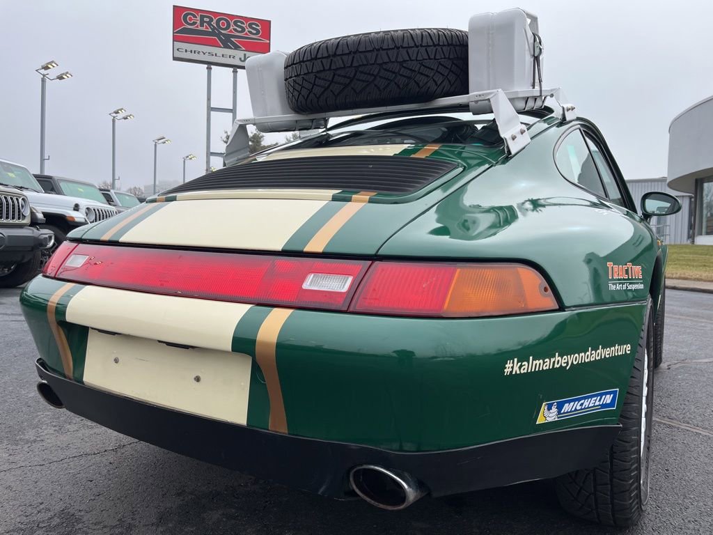 Used 1995 Porsche 911 Carrera 4 image 38