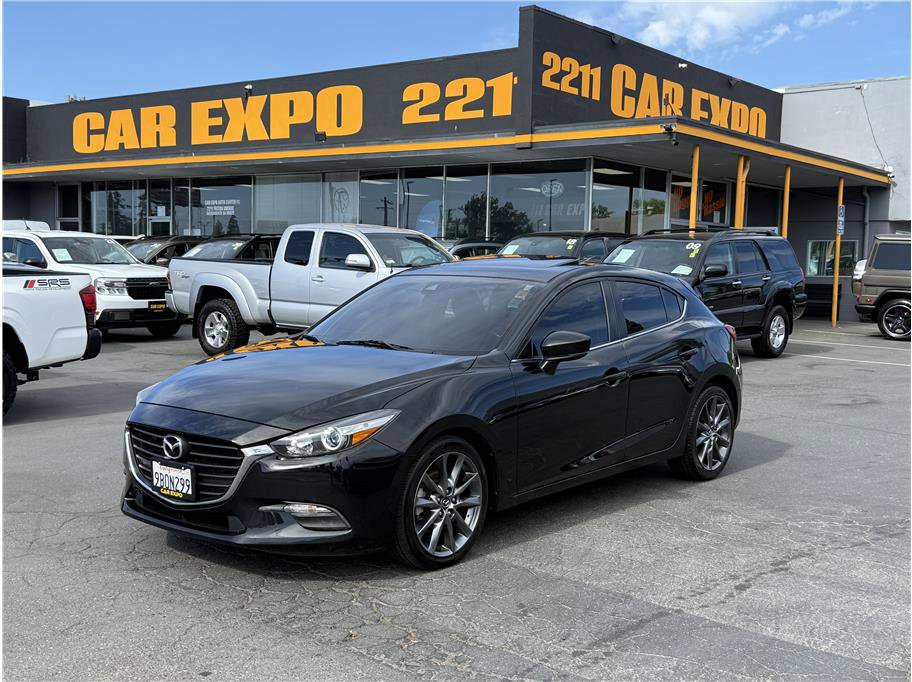 Used 2018 MAZDA MAZDA3 Touring