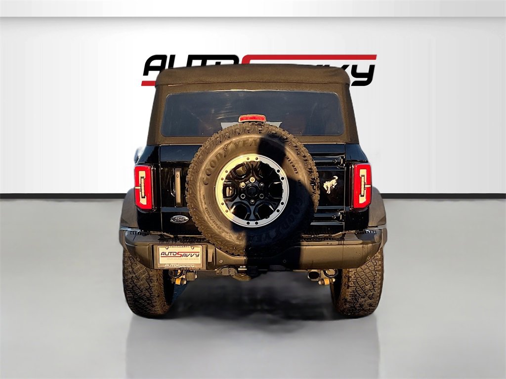 Used 2022 Ford Bronco Badlands image 6