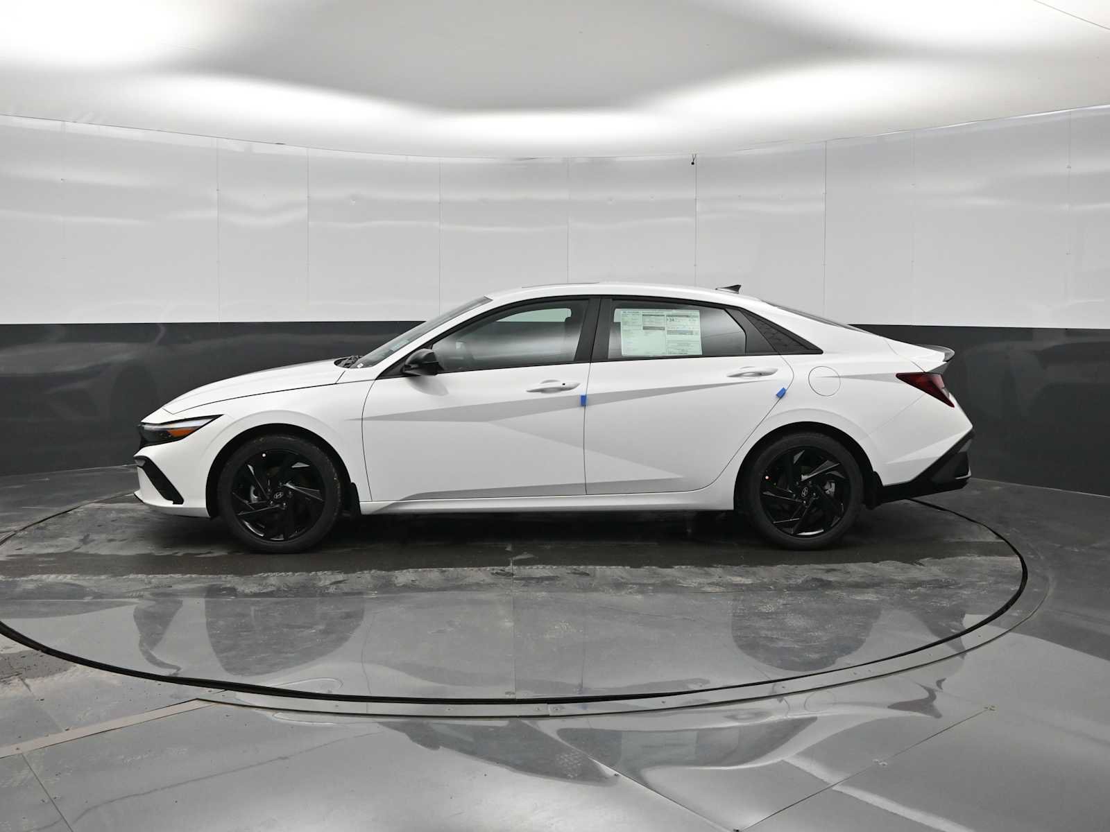 New 2026 Hyundai Elantra SEL Sport FWD image 5
