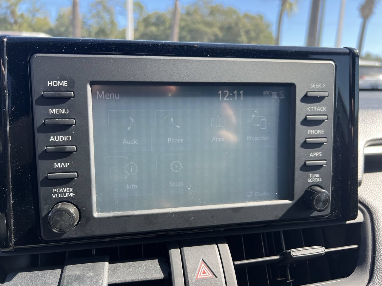 Used 2019 Toyota RAV4 LE FWD image 24