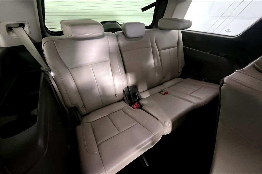 Used 2019 Ford Expedition XLT w/ Equipment Group 202A image 27