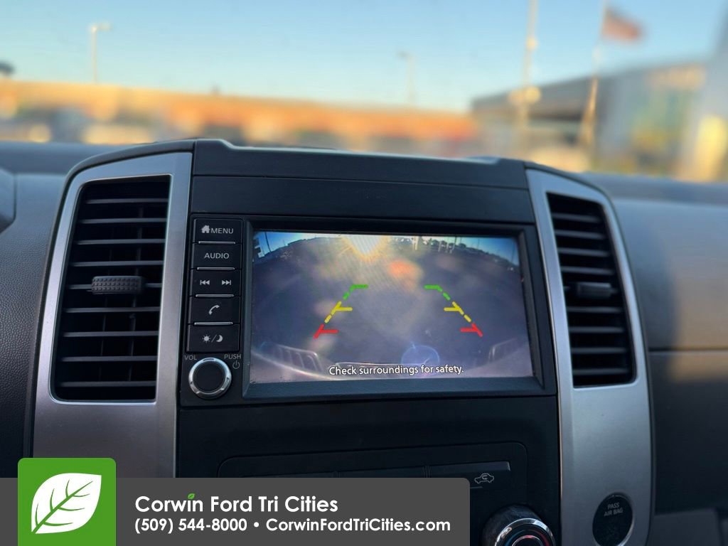 Used 2019 Nissan Frontier SV AWD/4WD image 3