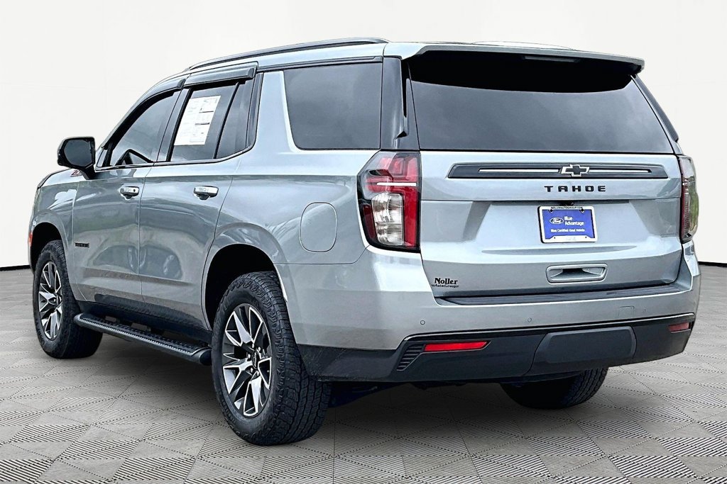 Used 2024 Chevrolet Tahoe Z71 w/ Luxury Package AWD/4WD image 13