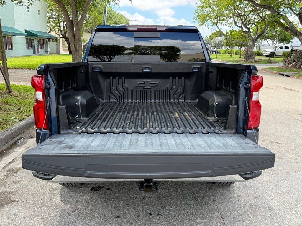 Used 2021 Chevrolet Silverado 1500 LTZ RWD image 36