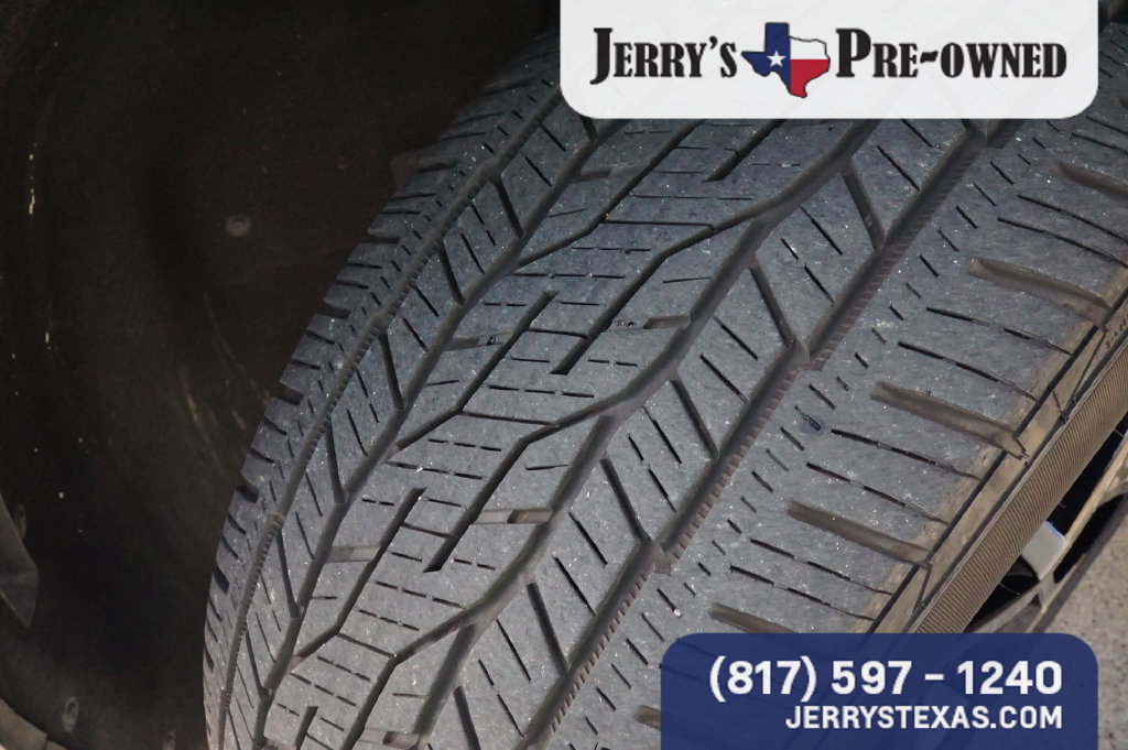 Used 2025 Chevrolet Traverse RS AWD/4WD image 8