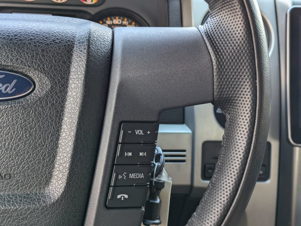 Used 2014 Ford F150 Raptor w/ Equipment Group 801A Luxury AWD/4WD image 24