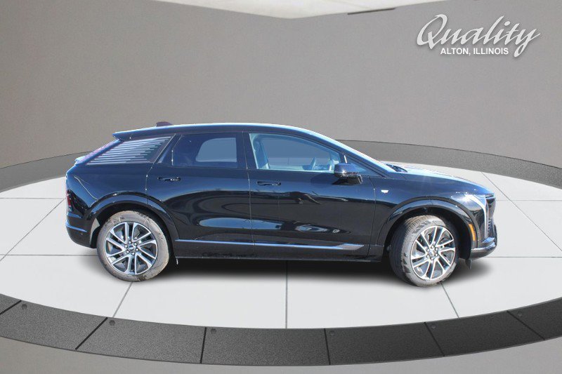 New 2026 Cadillac Optiq Sport 2 image 2