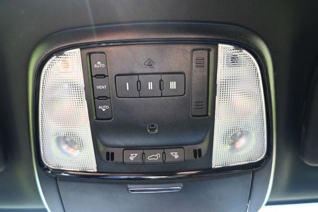 Used 2025 Dodge Durango R/T AWD/4WD image 37