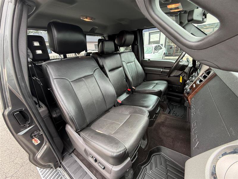 Used 2015 Ford F250 Lariat w/ Chrome Package AWD/4WD image 31