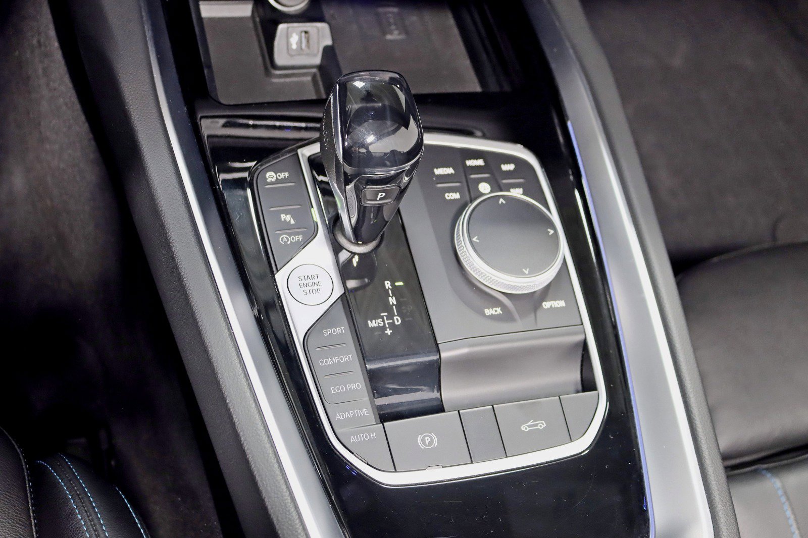 Used 2021 BMW Z4 M40i w/ Executive Package RWD image 28