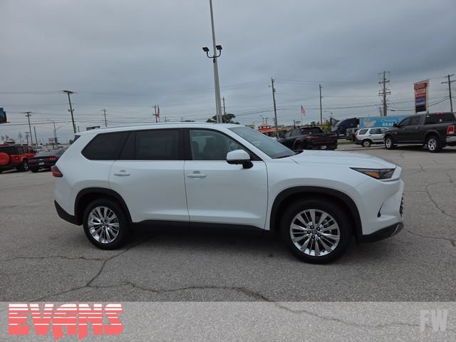 New 2026 Toyota Grand Highlander AWD image 2