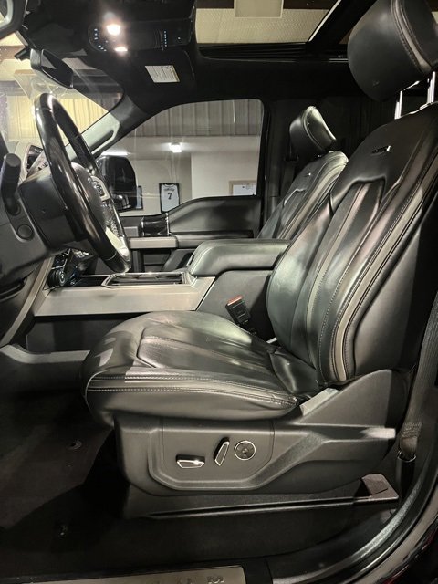 Used 2022 Ford F350 Platinum image 11