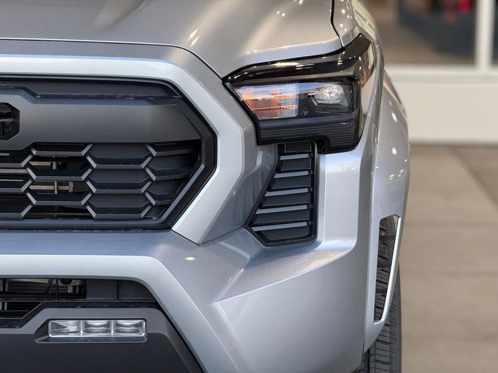 New 2026 Toyota Tacoma TRD Sport image 5