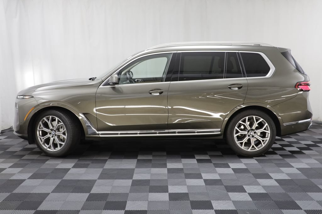 Certified 2024 BMW X7 xDrive40i w/ Premium Package AWD/4WD image 4