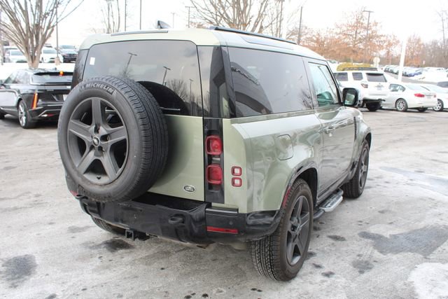 Used 2023 Land Rover Defender 90 X-Dynamic SE image 2