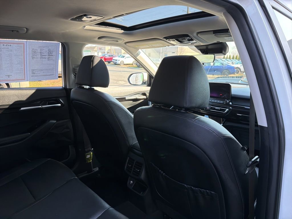 Certified 2023 Kia Seltos EX image 15