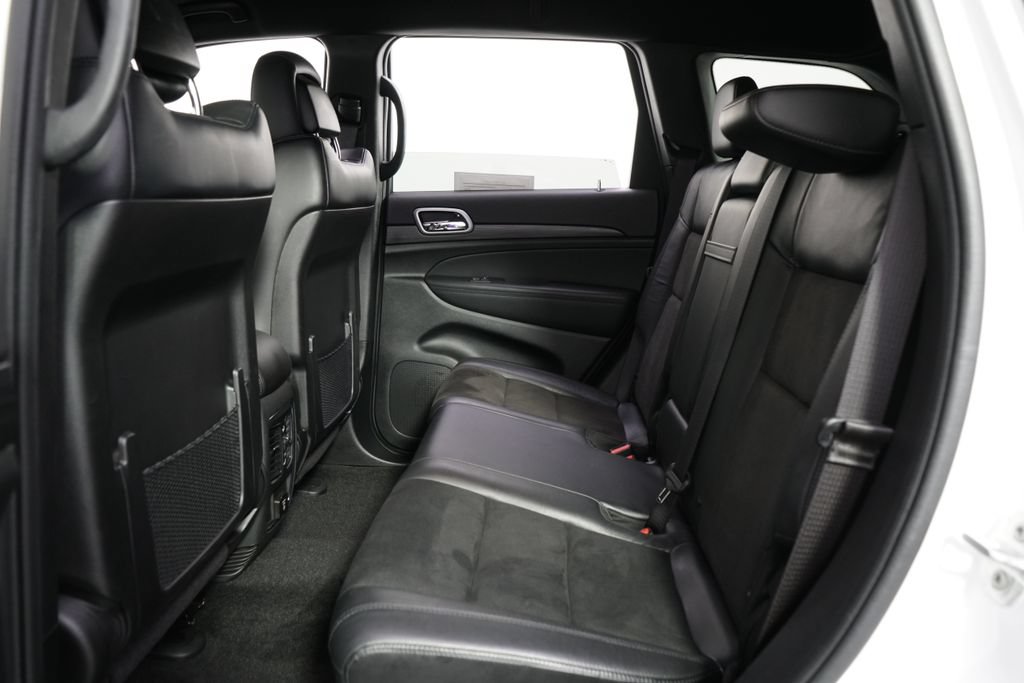 Used 2021 Jeep Grand Cherokee Laredo X AWD/4WD image 21