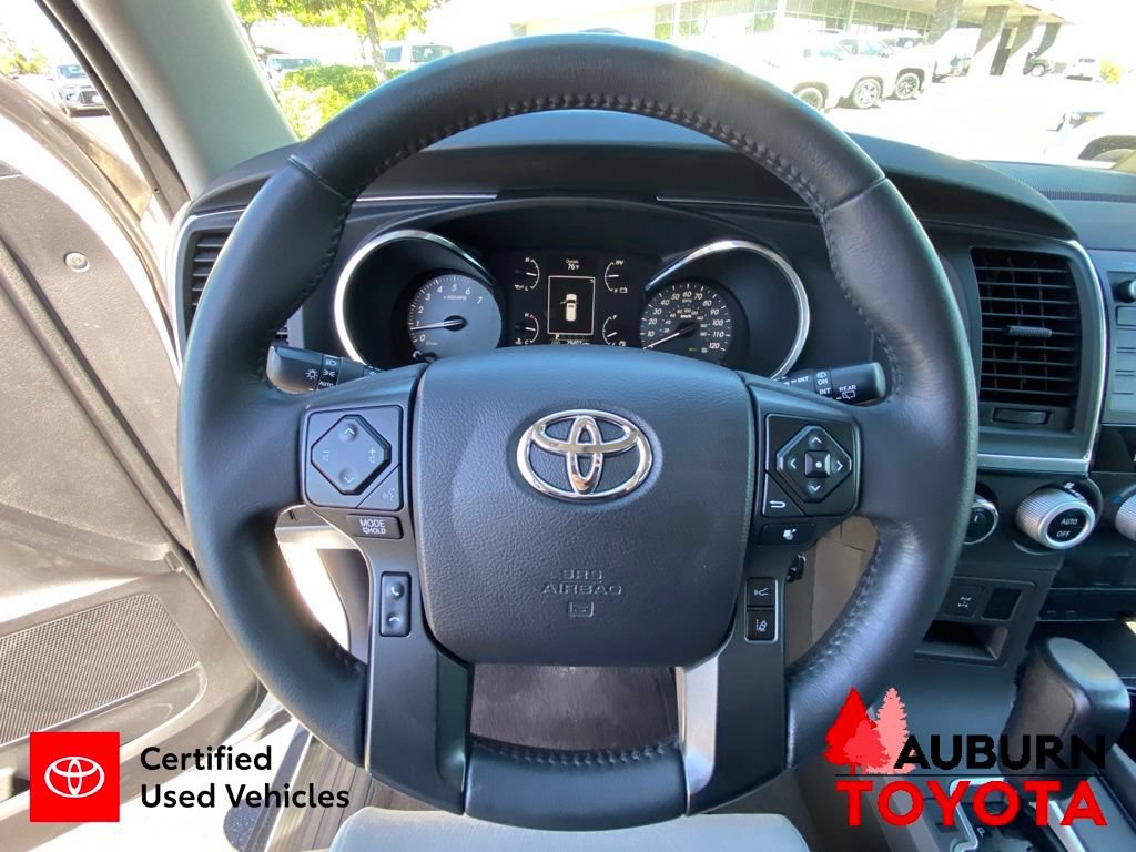 Certified 2021 Toyota Sequoia SR5 AWD/4WD image 44