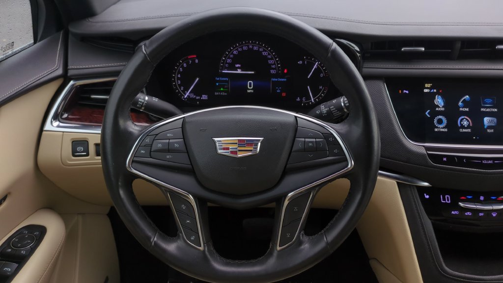 Used 2019 Cadillac XT5 Luxury AWD/4WD image 12