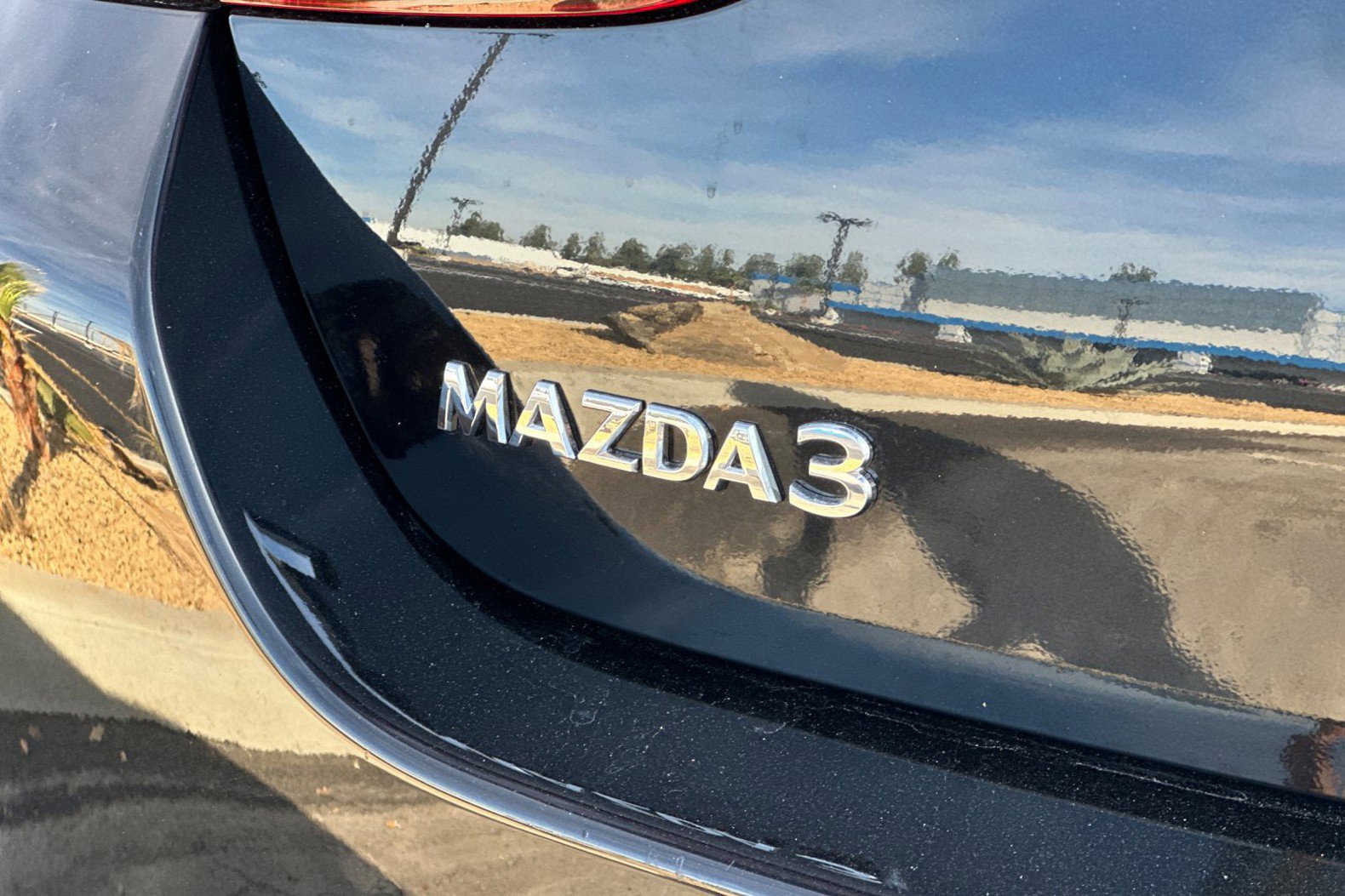 Used 2025 MAZDA MAZDA3 s image 26