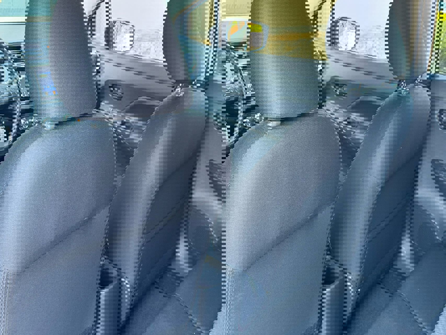 Used 2024 Nissan Versa S w/ Trunk Package image 25