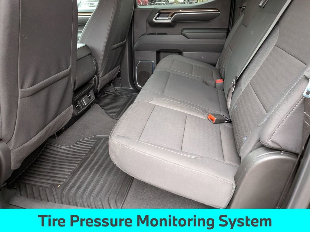 Used 2025 Chevrolet Silverado 1500 LT image 26