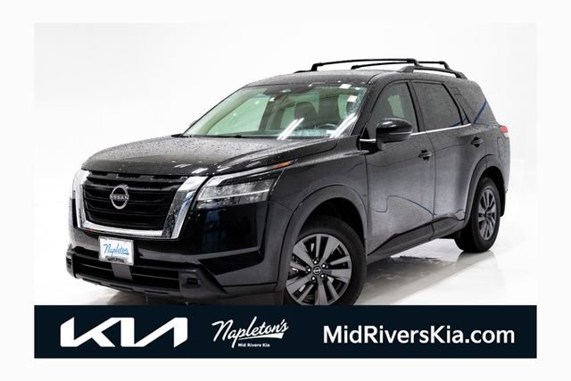 Used 2022 Nissan Pathfinder SV w/ SV Premium Package FWD video 1
