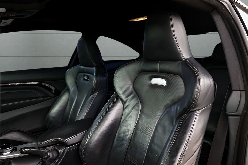 Used 2018 BMW M4 Coupe RWD image 19