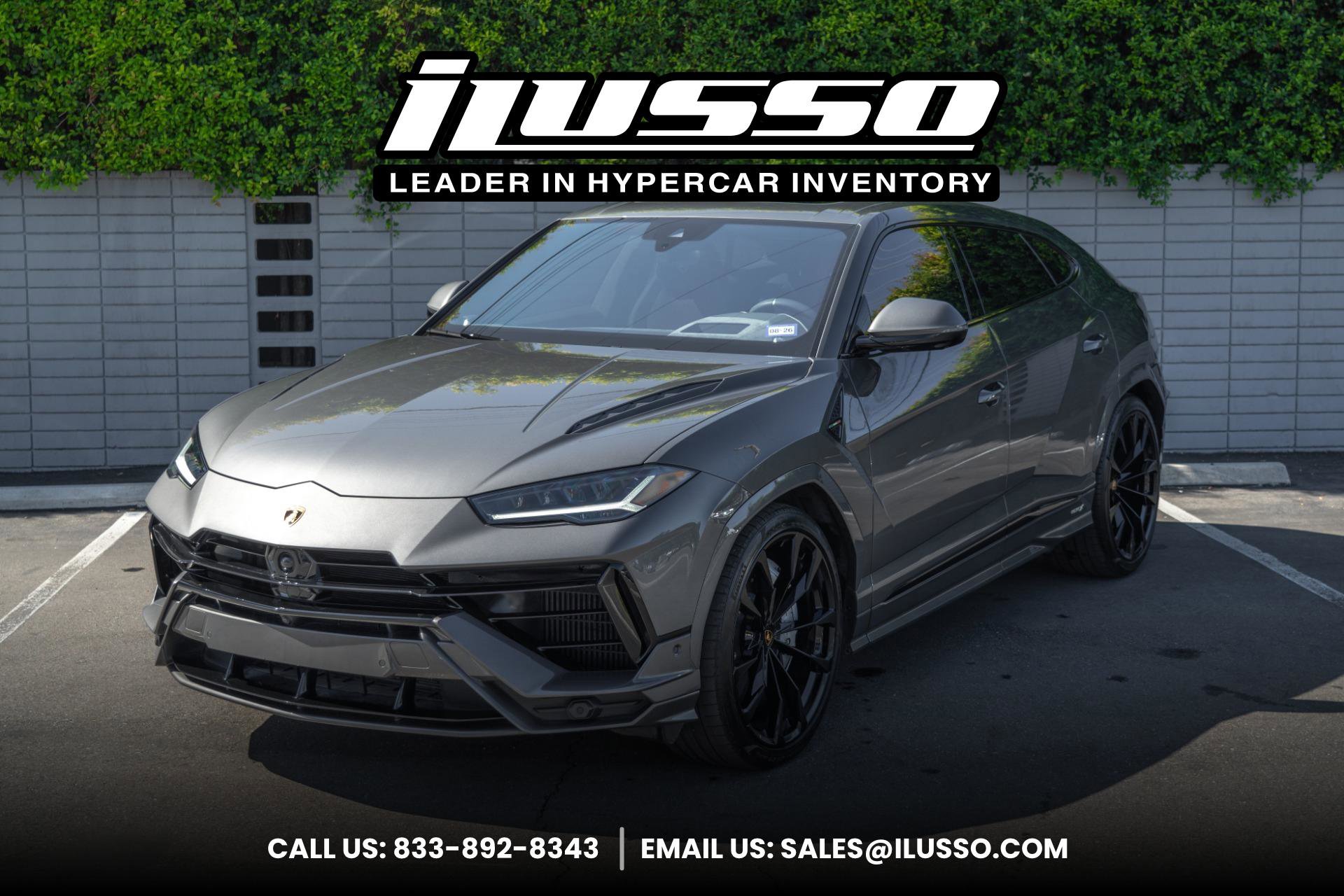 Used 2024 Lamborghini Urus S image 1