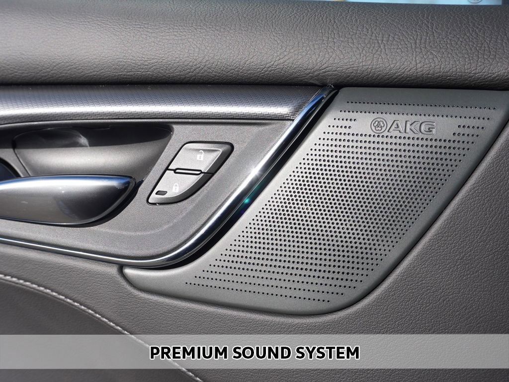 Used 2025 Cadillac CT5 Premium Luxury w/ Technology Package image 5