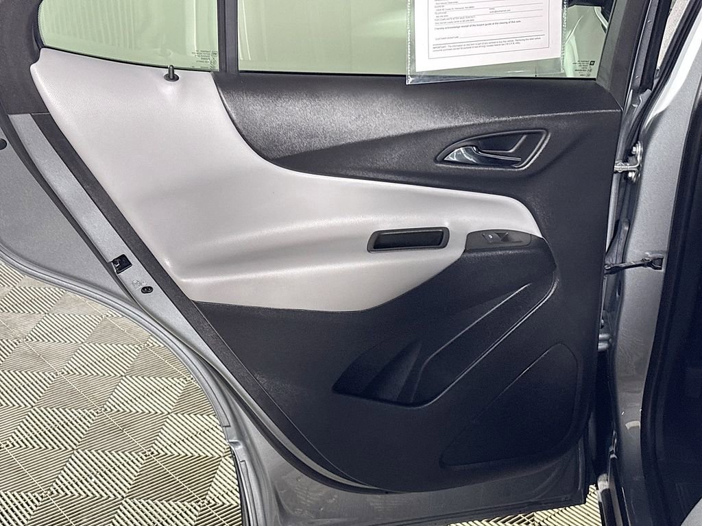 Used 2023 Chevrolet Equinox LT image 18