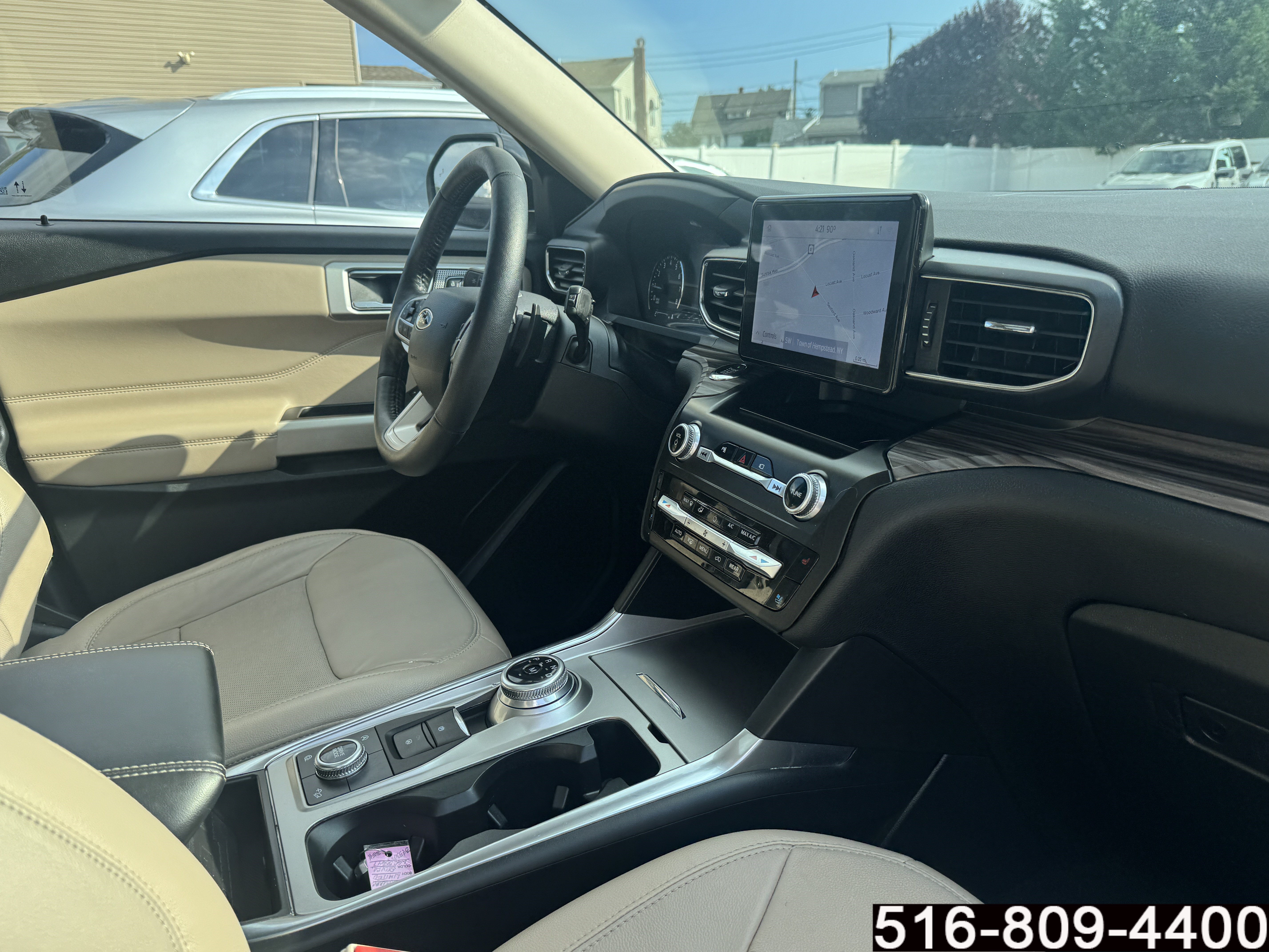 Used 2020 Ford Explorer Limited AWD/4WD image 30