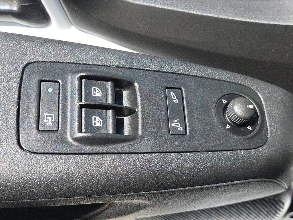 Used 2025 RAM ProMaster 2500 w/ Convenience Group FWD image 23