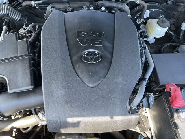 Certified 2023 Toyota Tacoma TRD Sport w/ Technology Package AWD/4WD image 11