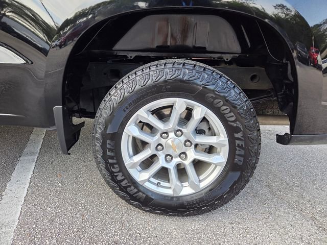 Certified 2024 Chevrolet Silverado 1500 LT w/ Z71 Off-Road Package AWD/4WD image 17