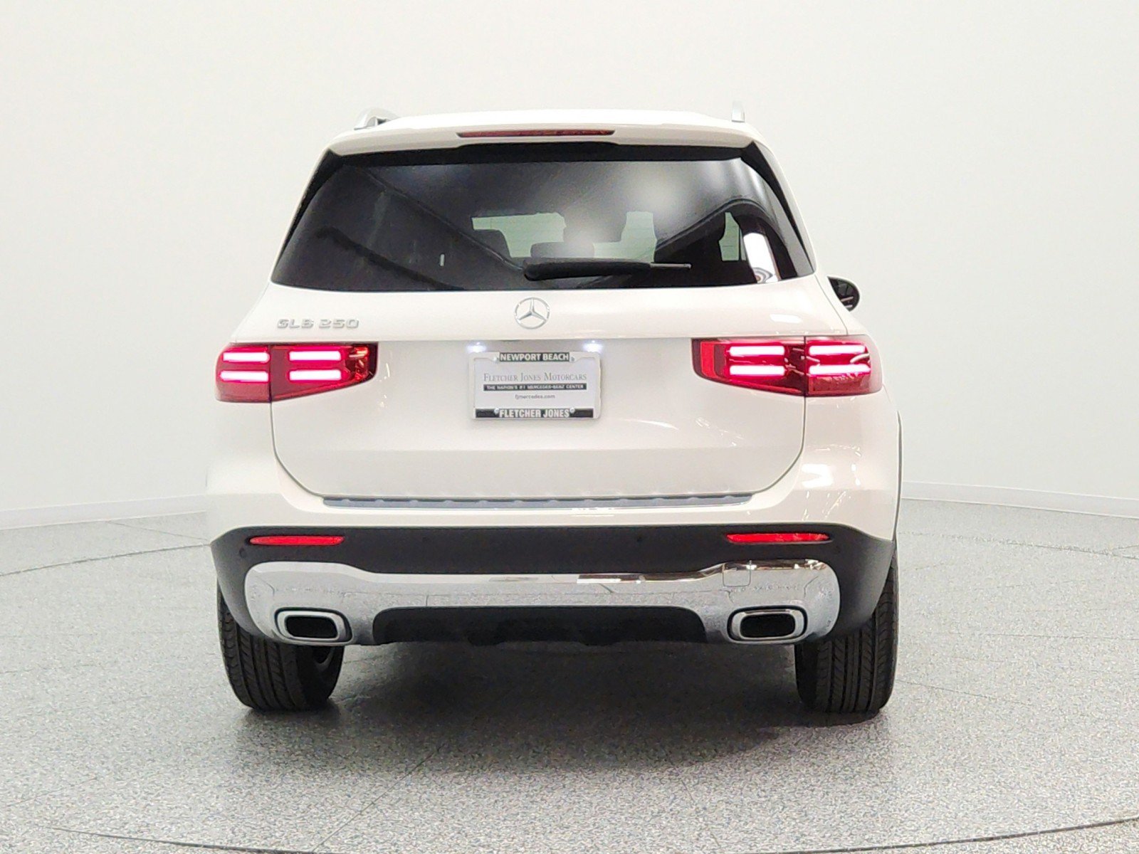 Used 2025 Mercedes-Benz GLB 250 image 6