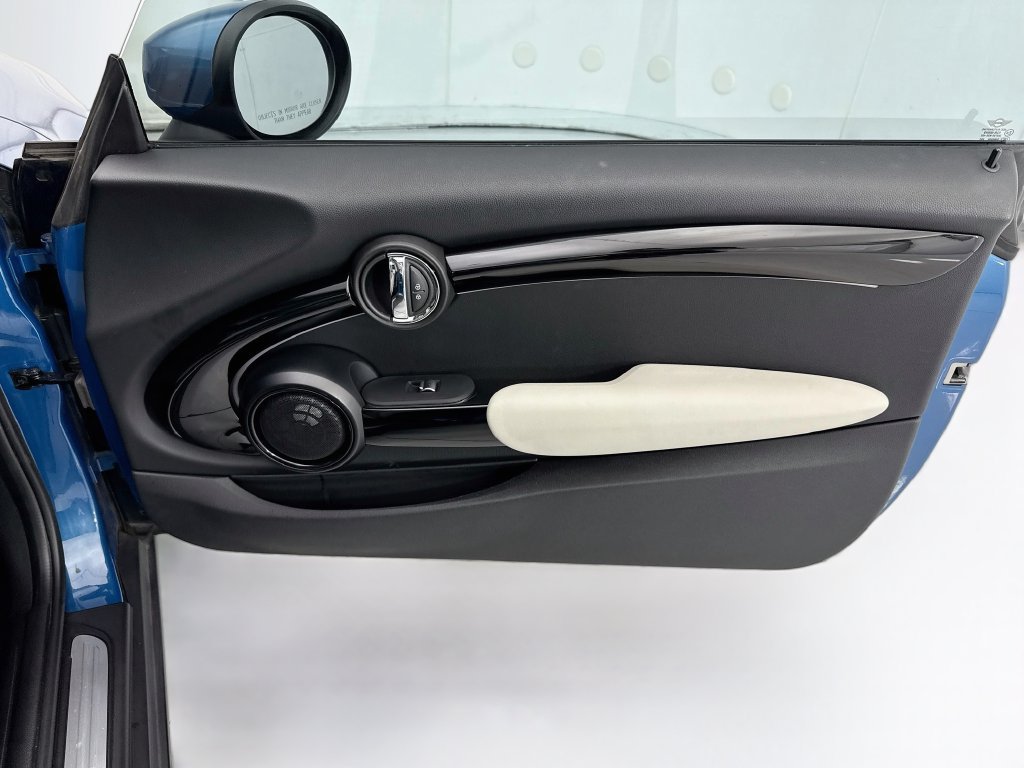Used 2023 MINI Cooper S FWD image 24