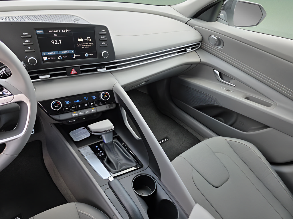 New 2026 Hyundai Elantra Sport w/ Cargo Package FWD image 17