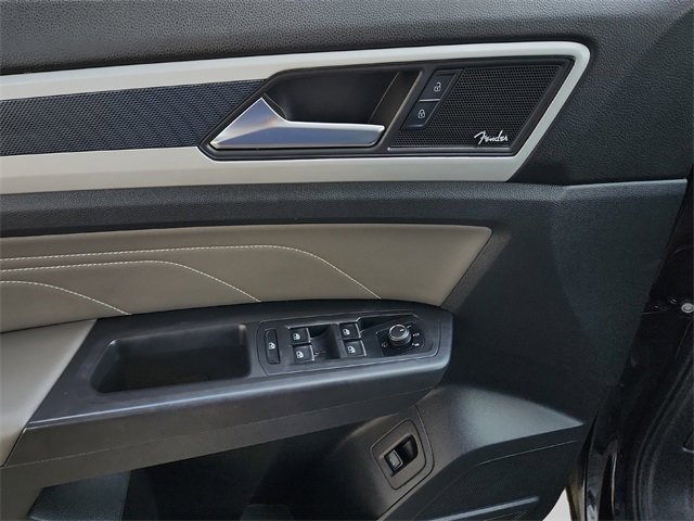 Used 2022 Volkswagen Atlas Cross Sport SEL Premium R-Line image 20