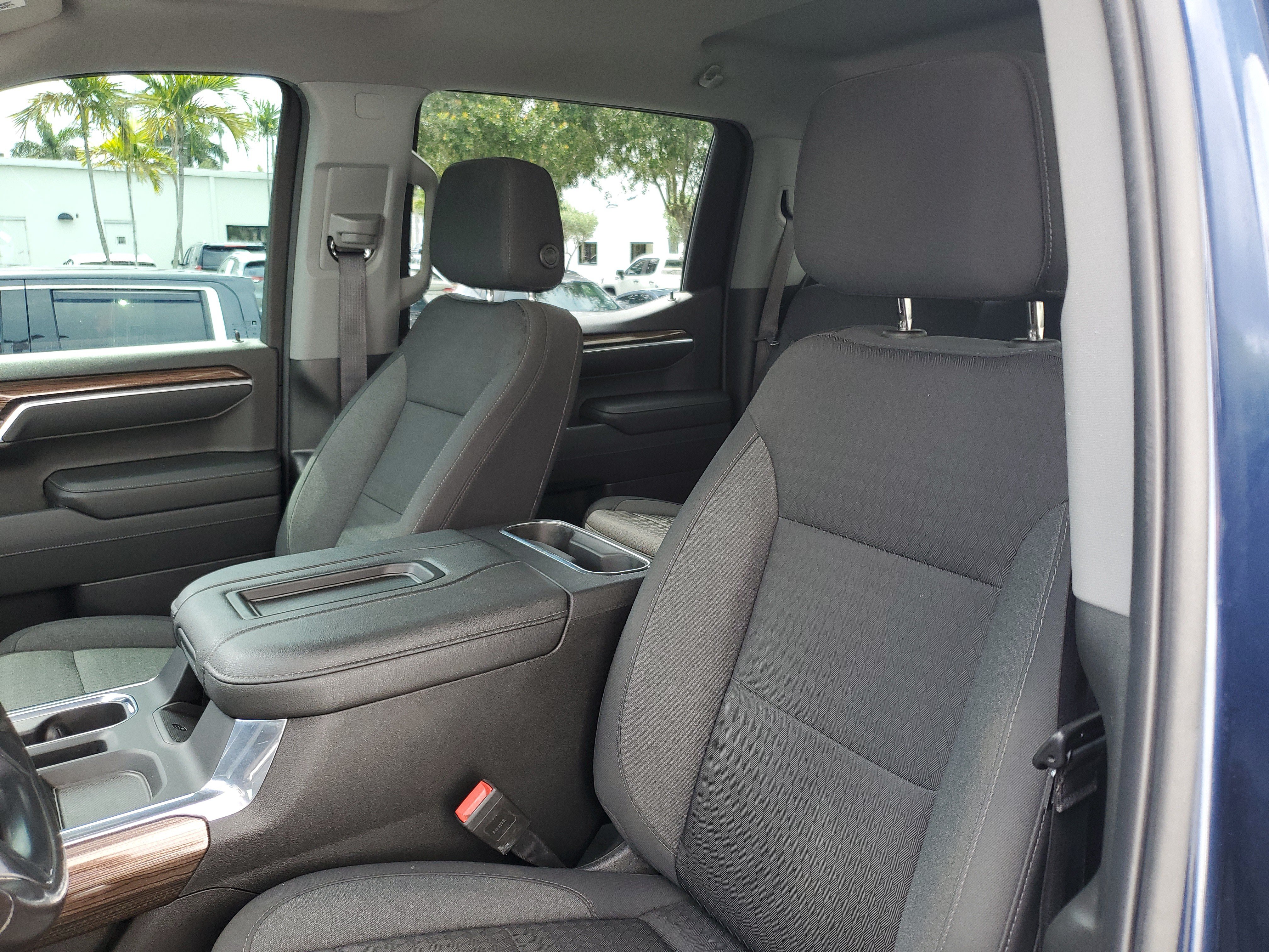 Used 2022 Chevrolet Silverado 1500 LT RWD image 20