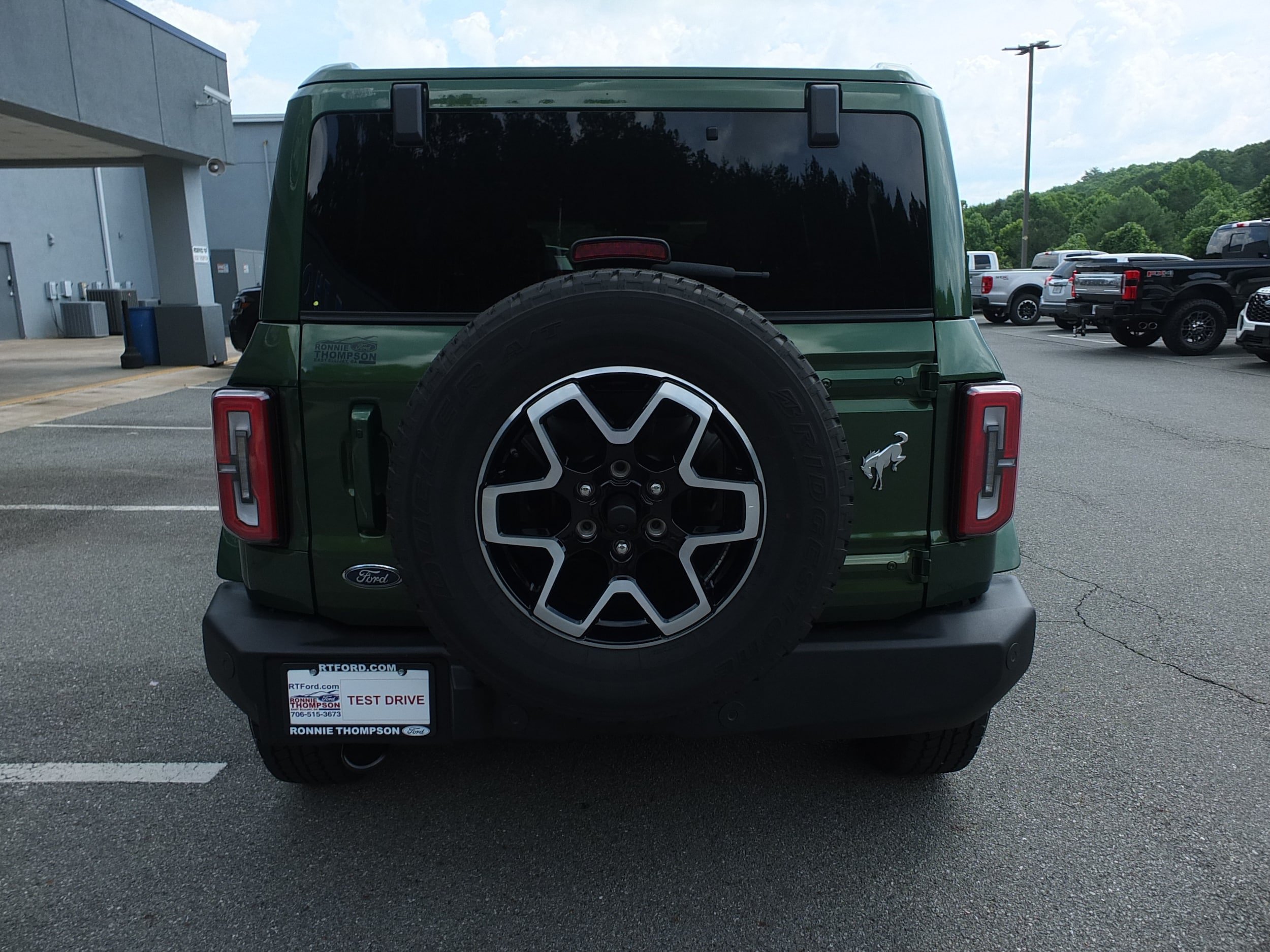 Used 2025 Ford Bronco Outer Banks AWD/4WD image 4