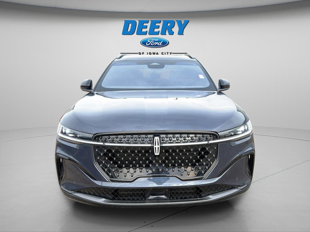 Used 2024 Lincoln Nautilus Reserve w/ Equipment Group 202A image 4